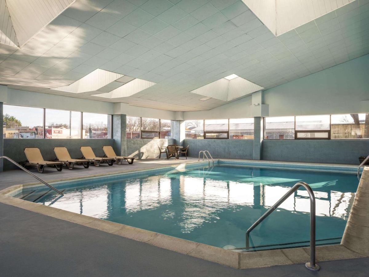 | Best Western Woodstock Inn