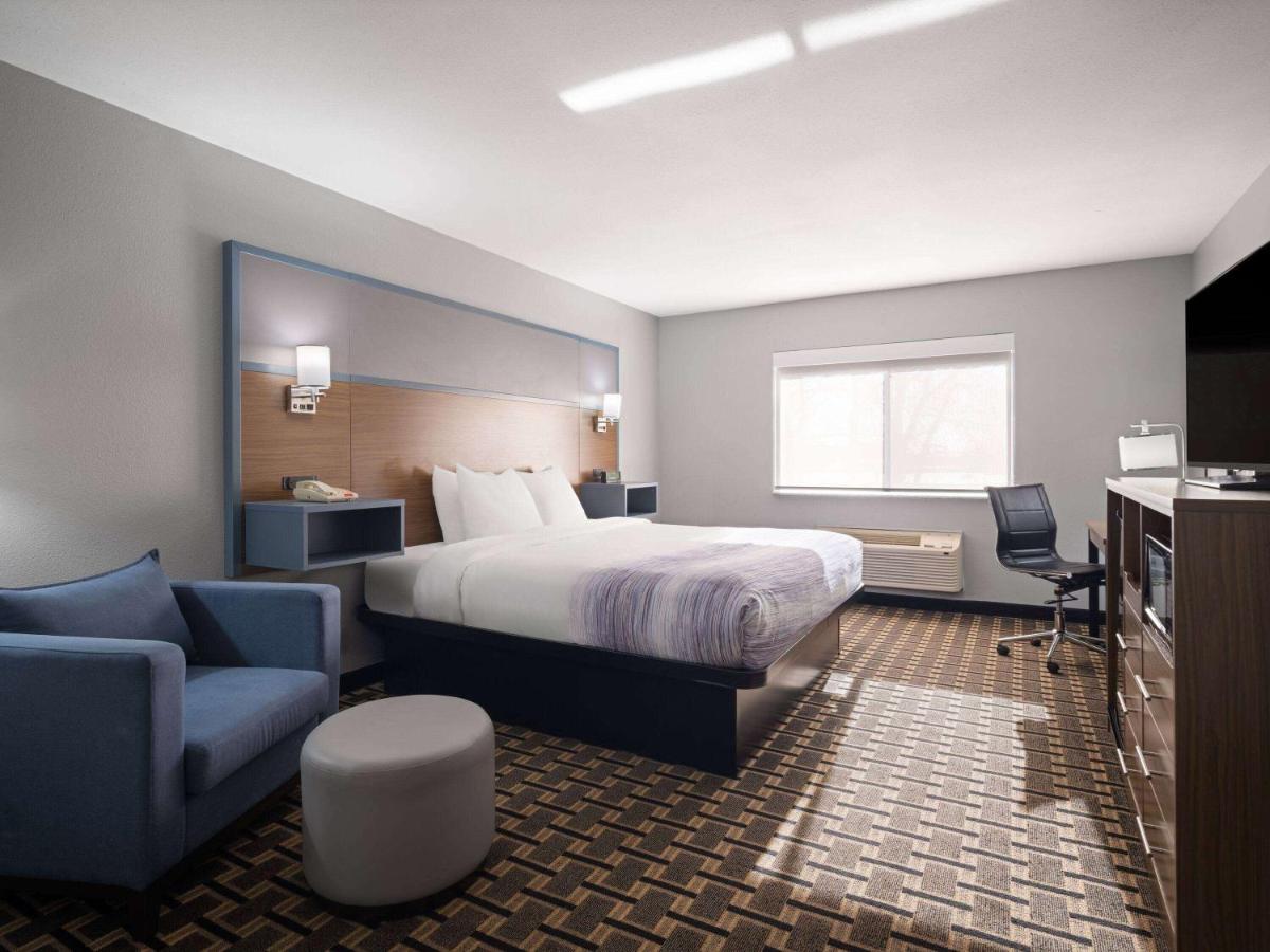 | Best Western Woodstock Inn