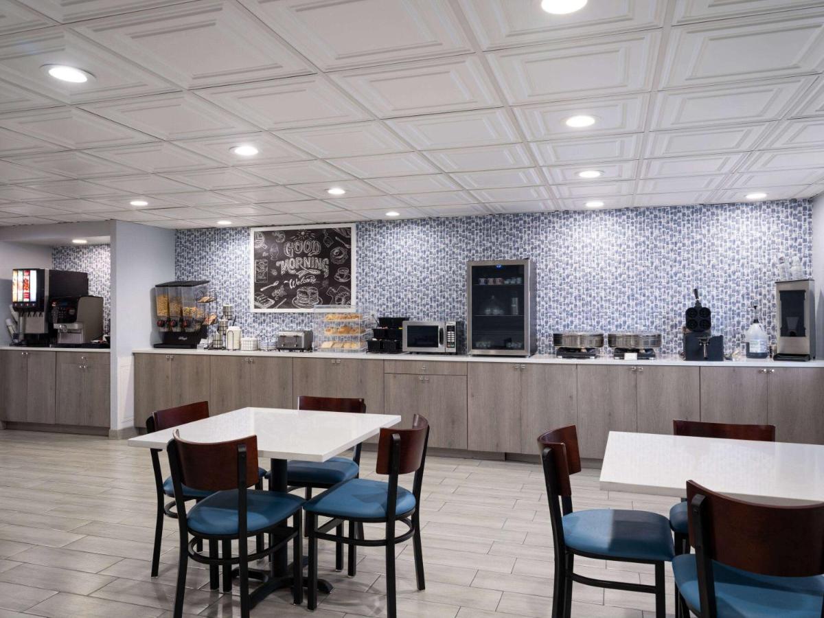 | Best Western Woodstock Inn