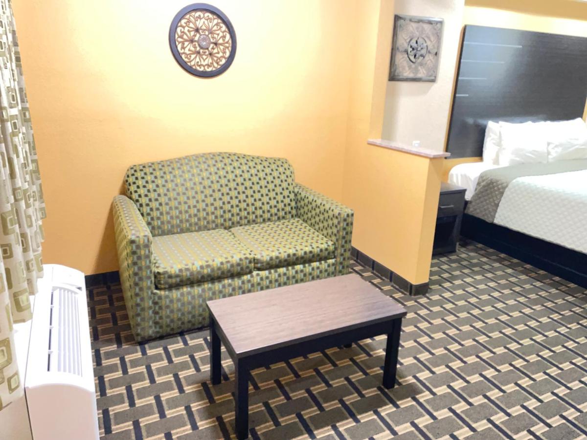  | Homegate Inn & Suites West Memphis