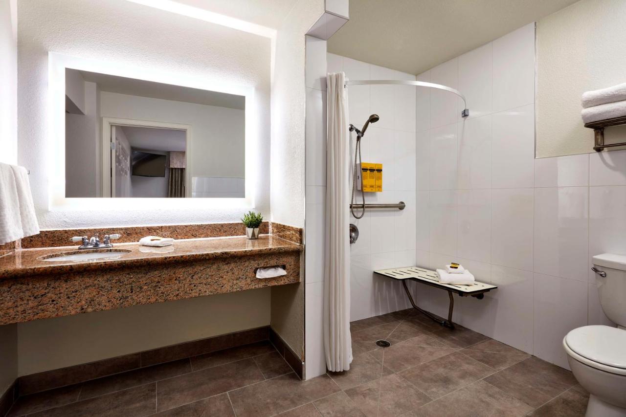 Room #178883861 at Best Western Plus Meridian Inn & Suites, Anaheim-Orange