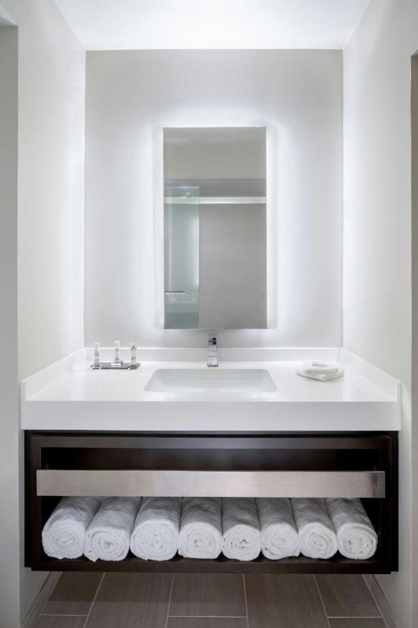 | St. Petersburg Marriott Clearwater