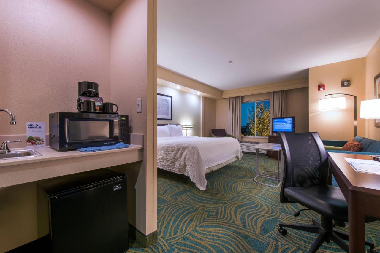 | SpringHill Suites by Marriott Boston Devens Common Center