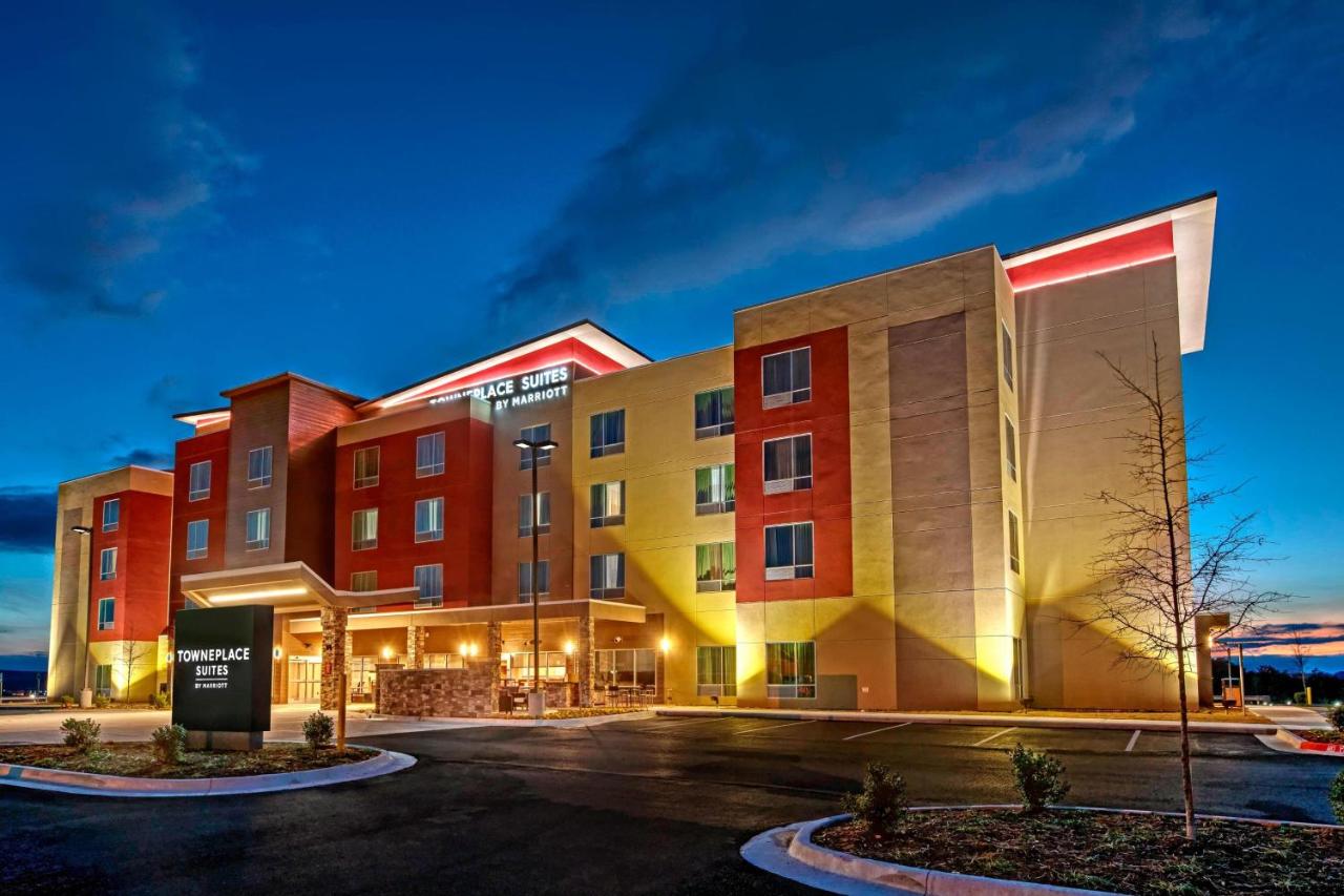 | TownePlace Suites by Marriott Hot Springs