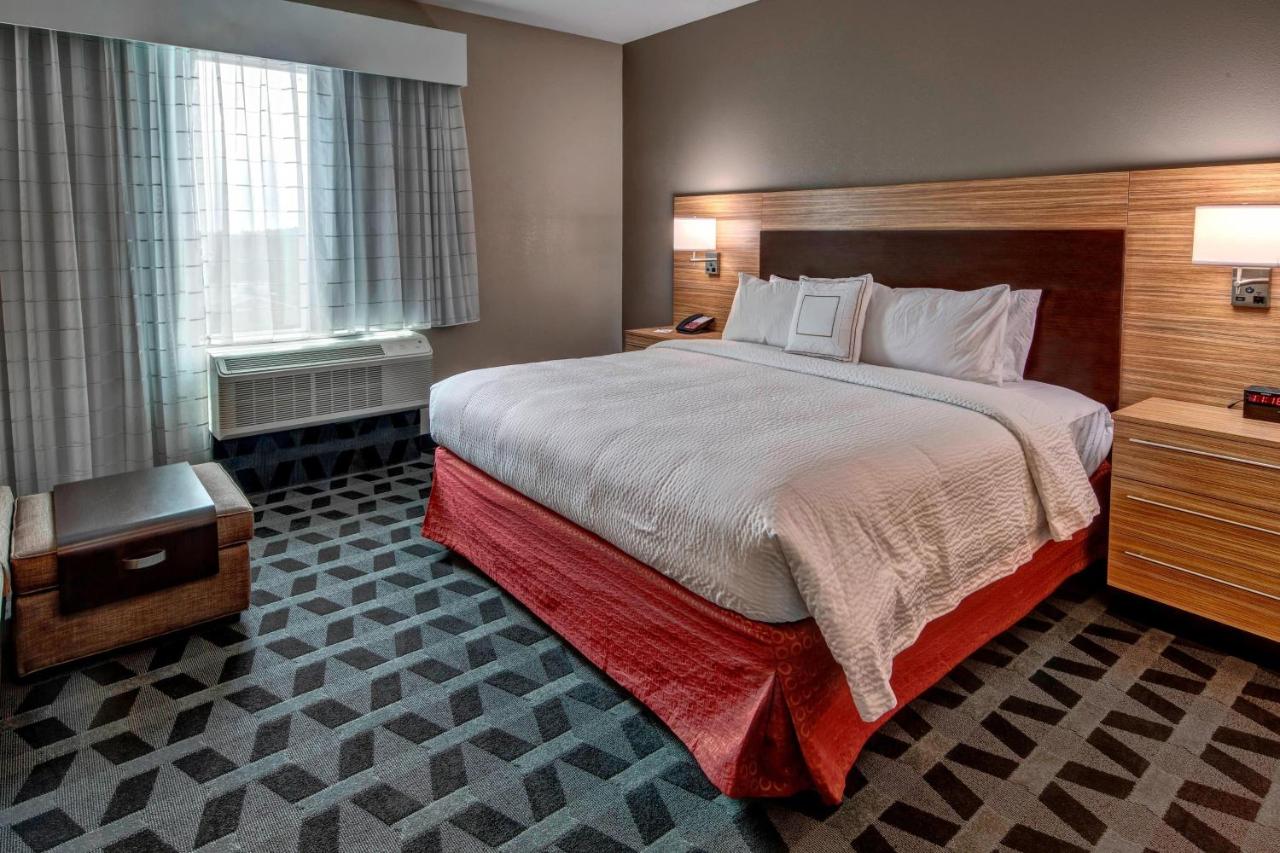 | TownePlace Suites by Marriott Hot Springs
