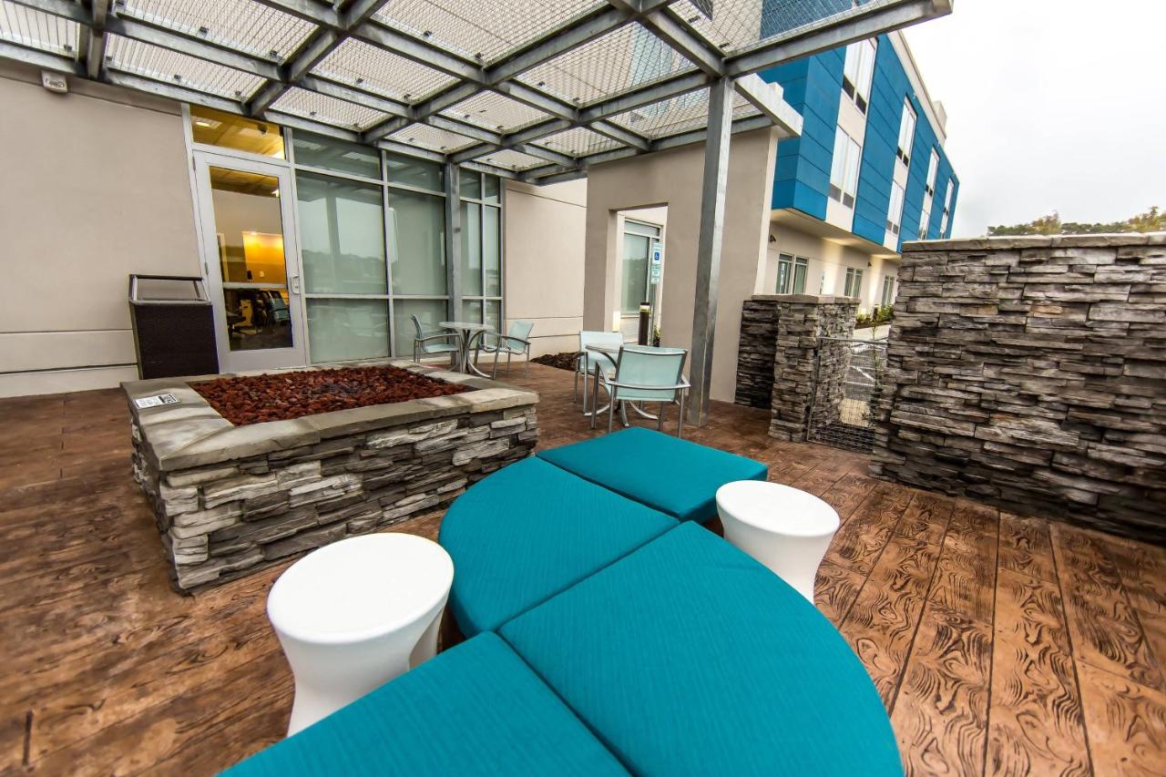 | SpringHill Suites Lumberton