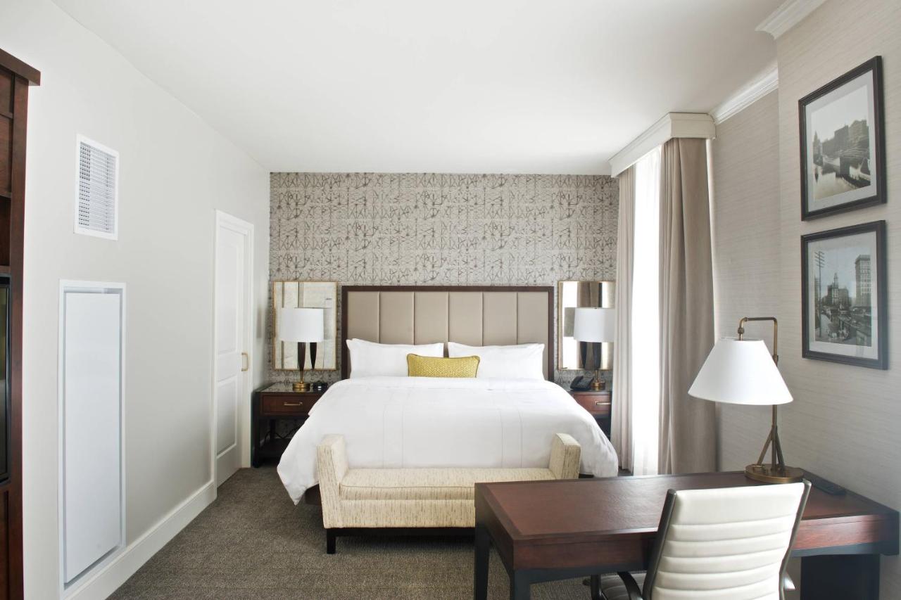 King Room with City View at Marriott Syracuse Downtown