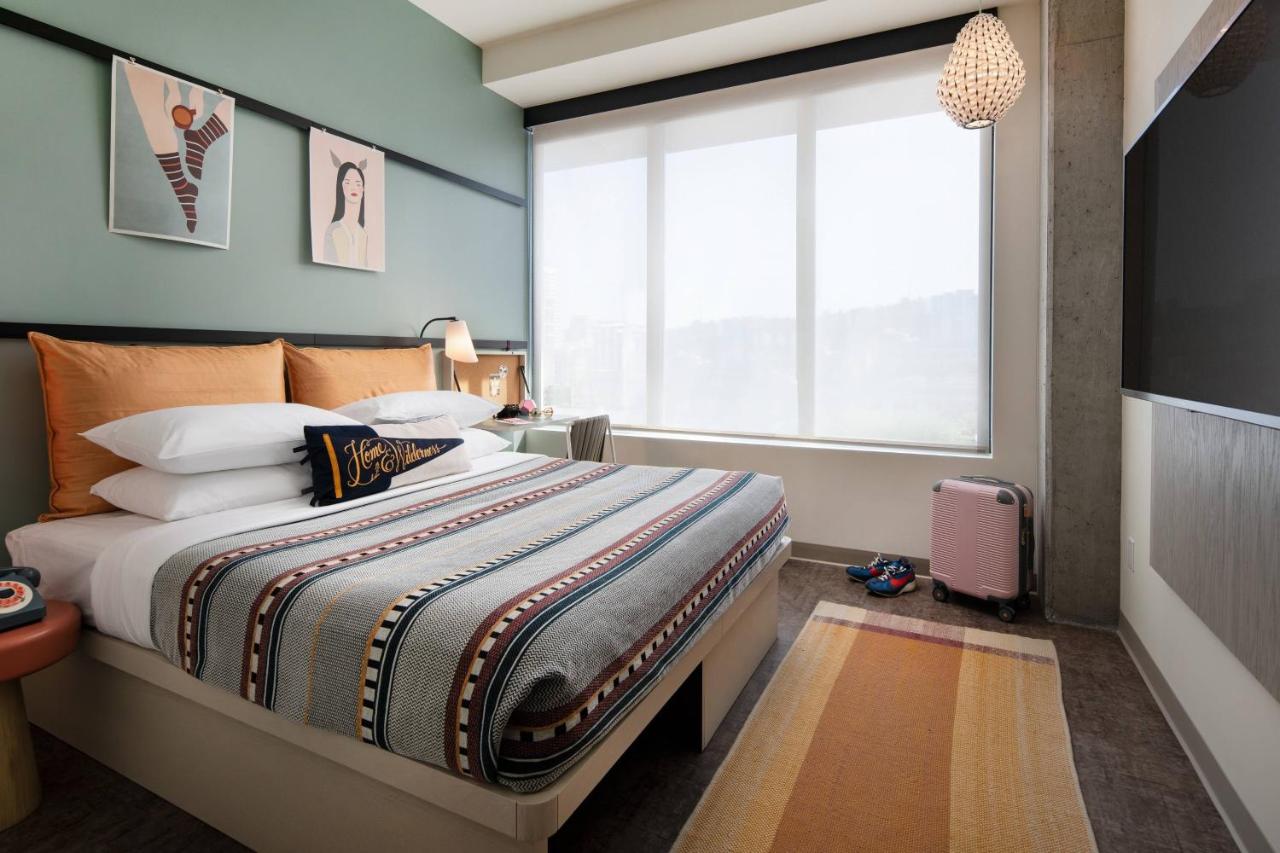 Standard King Room at Moxy Portland Downtown