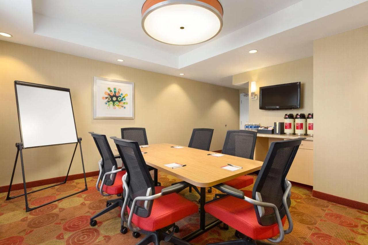 | TownPlaces Suite Denver Airport at Gateway Park