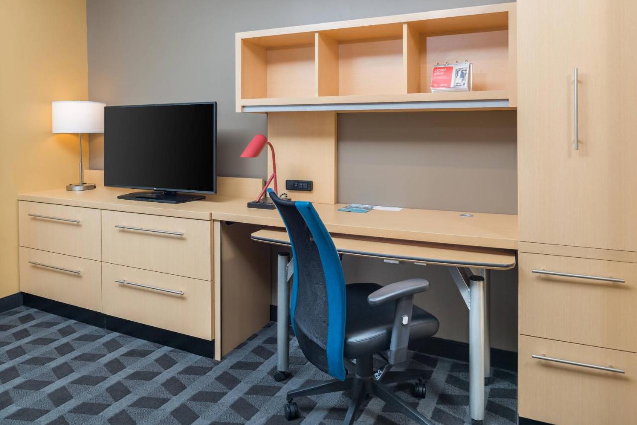 | TownePlace Suites by Marriott New Hartford