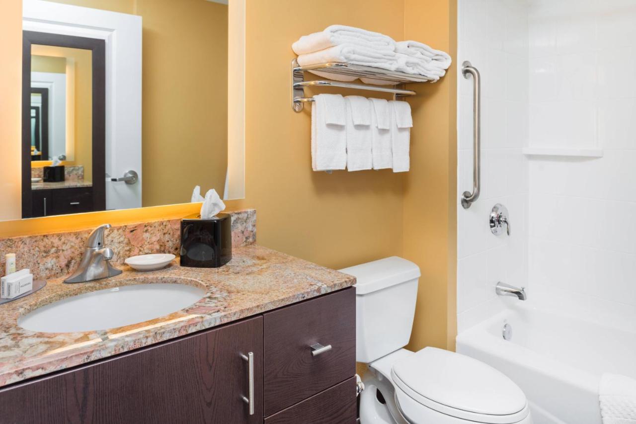 | TownePlace Suites by Marriott New Hartford