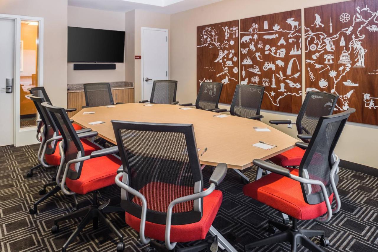 | TownePlace Suites by Marriott New Hartford