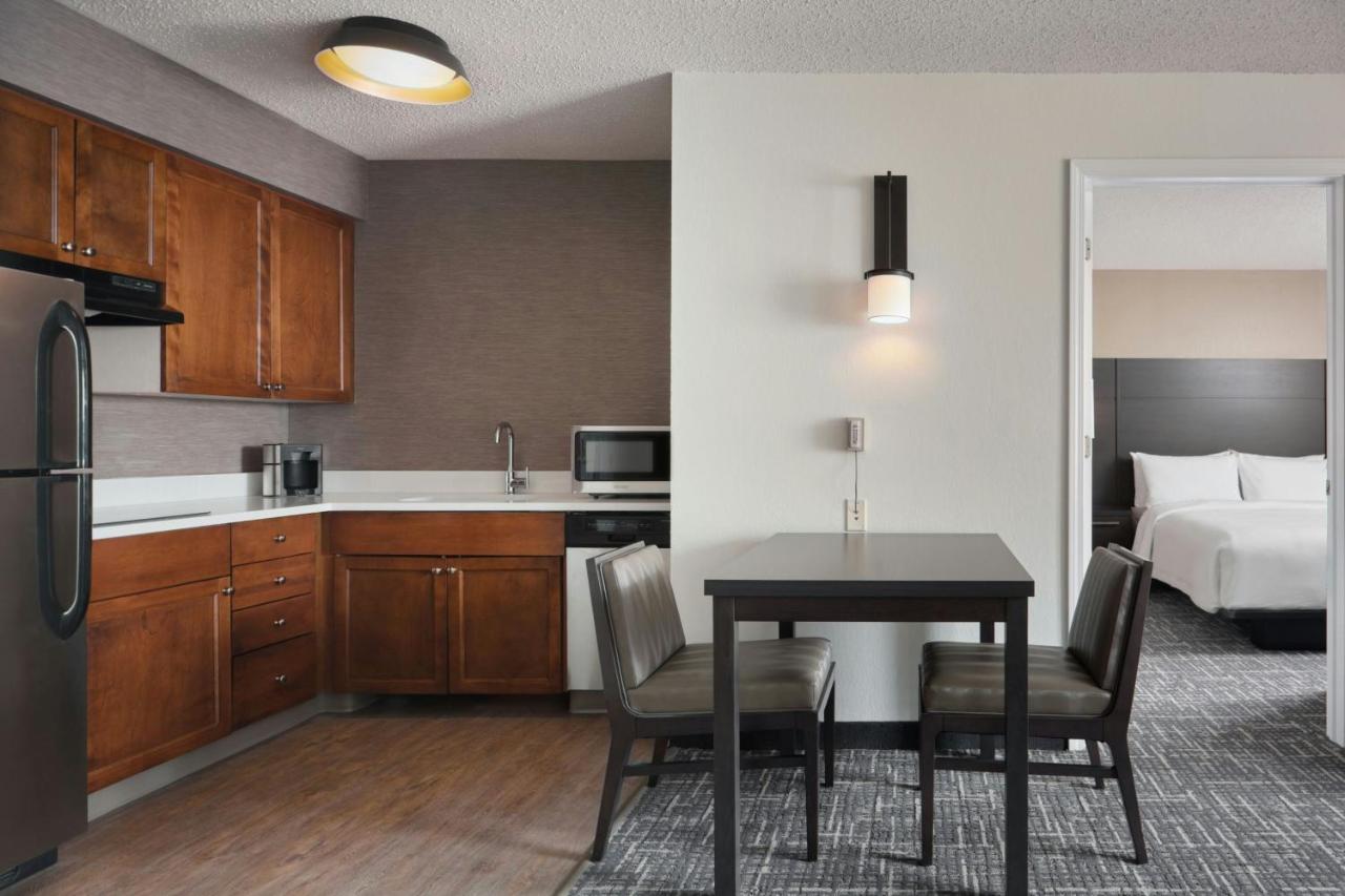 One-Bedroom Queen Suite at Residence Inn by Marriott Albany East Greenbush/Tech Valley