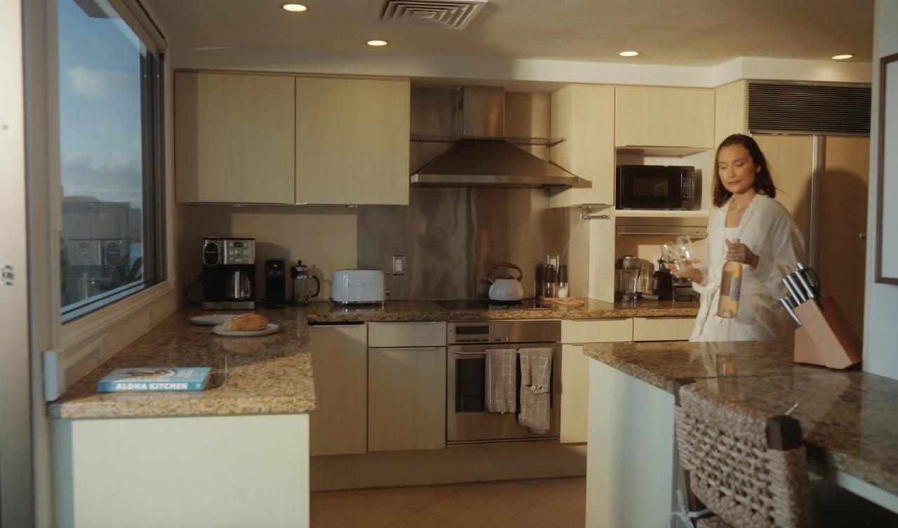 2 Bedroom Penthouse Ocean View at Lotus Honolulu at Diamond Head