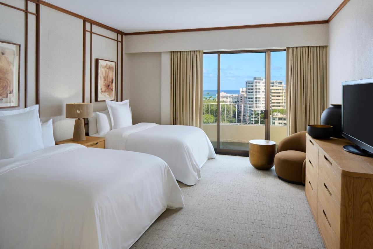 2 Bedroom Penthouse Ocean View at Lotus Honolulu at Diamond Head