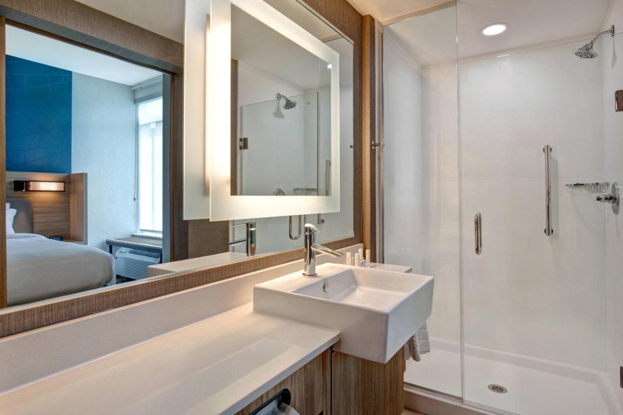 Suite, 1 King trundle, Trundle bed at SpringHill Suites by Marriott Orangeburg