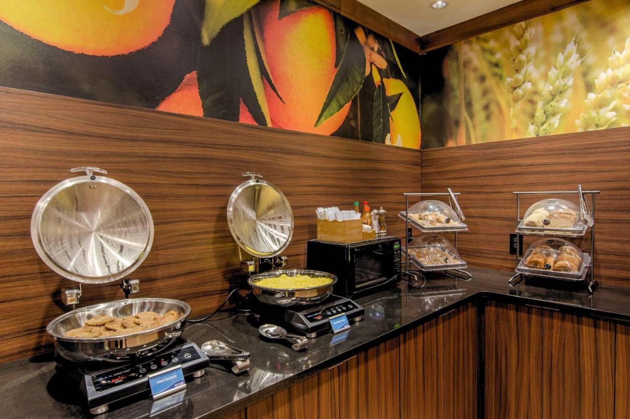 | Fairfield Inn By Marriott Potomac Mills