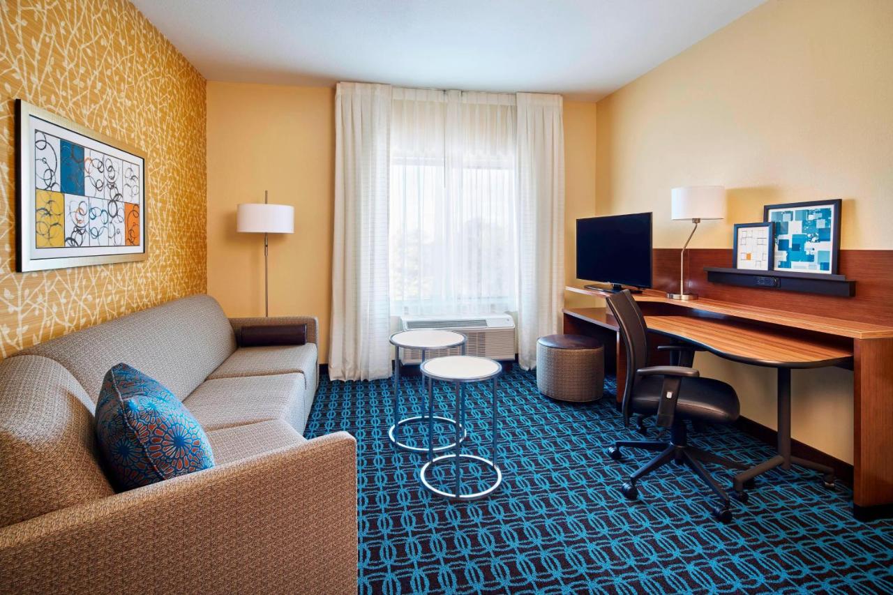 | Fairfield Inn & Suites by Marriott Alexandria,Virginia
