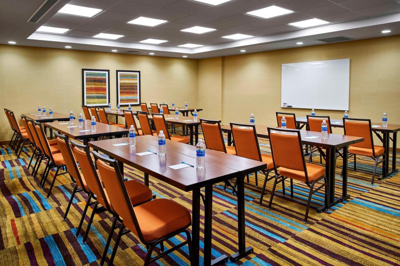 | Fairfield Inn & Suites by Marriott Alexandria,Virginia