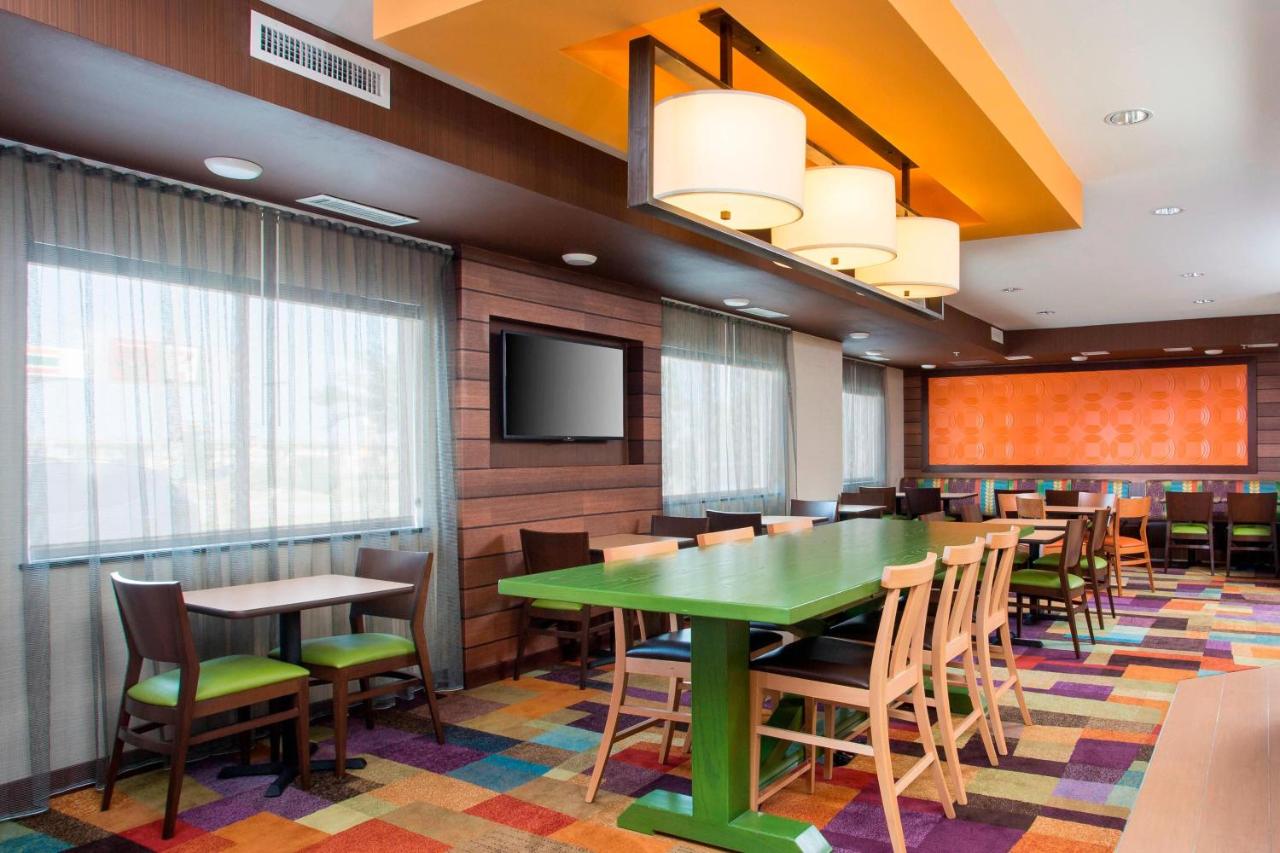 | Fairfield Inn & Suites Waco South