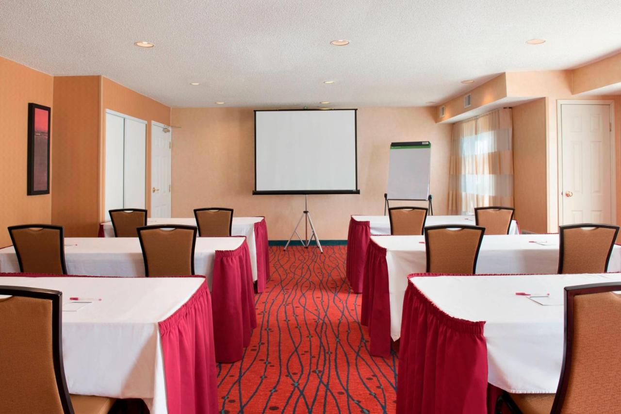 | Residence Inn by Marriott Rockford