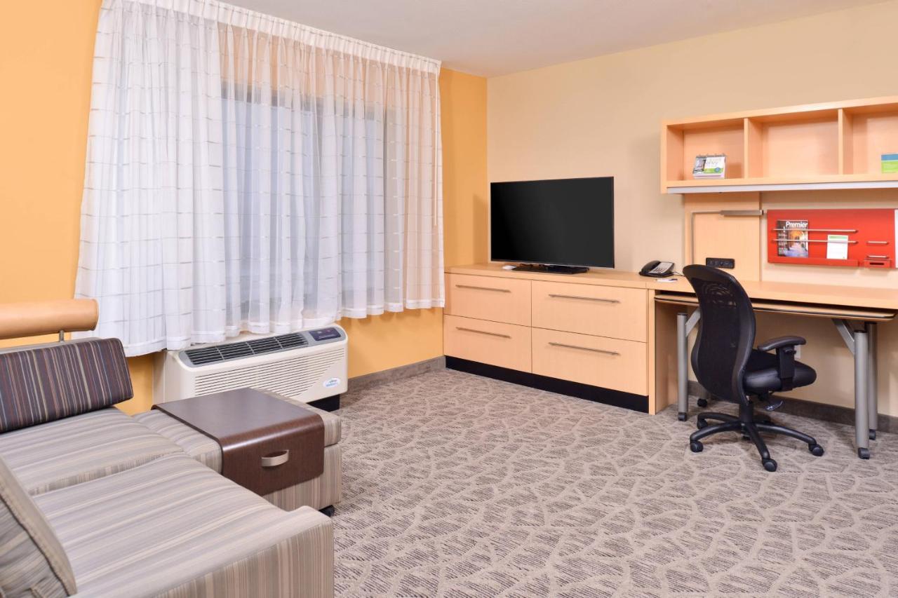 | TownePlace Suites Detroit Commerce