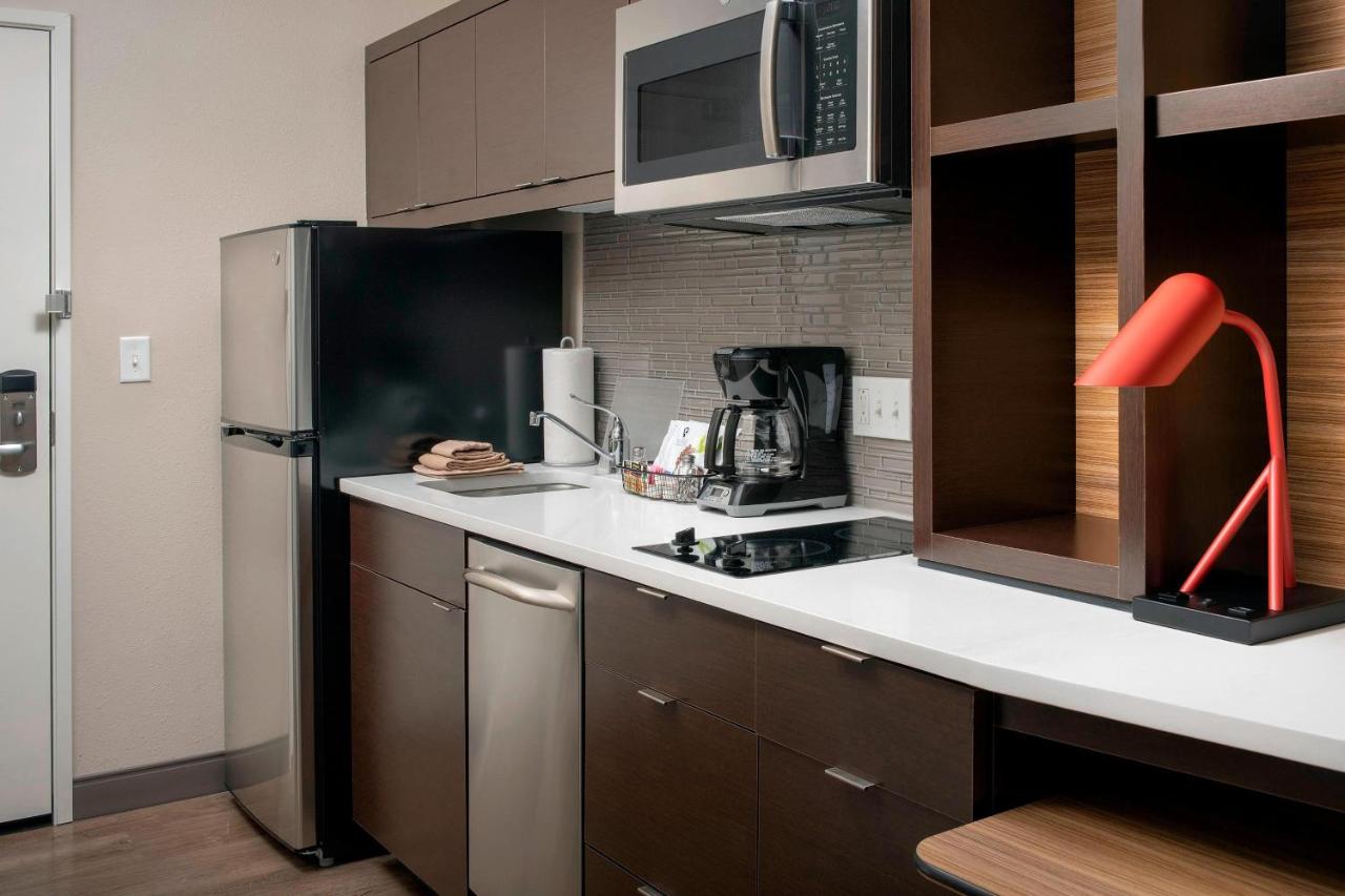 | TownePlace Suites by Marriott College Park