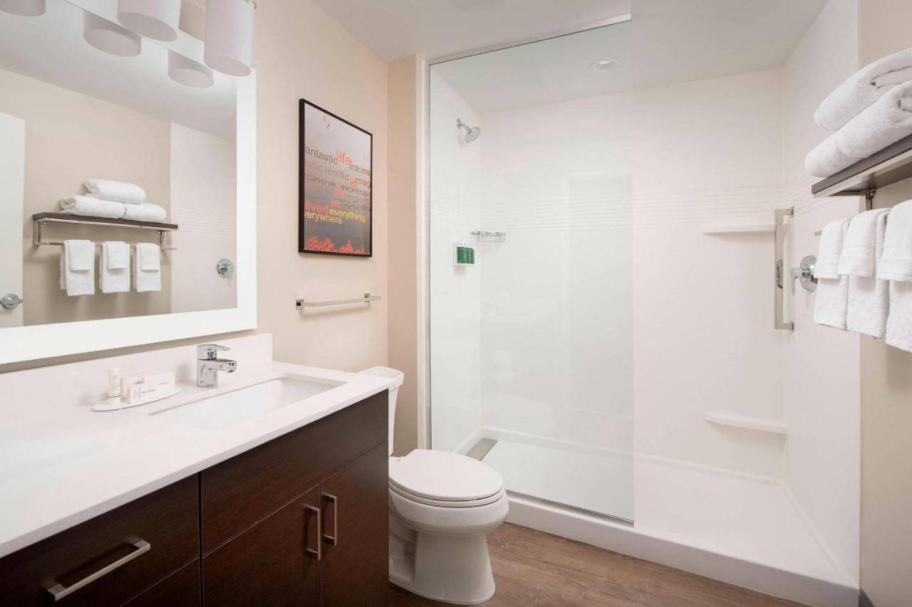 | TownePlace Suites by Marriott College Park