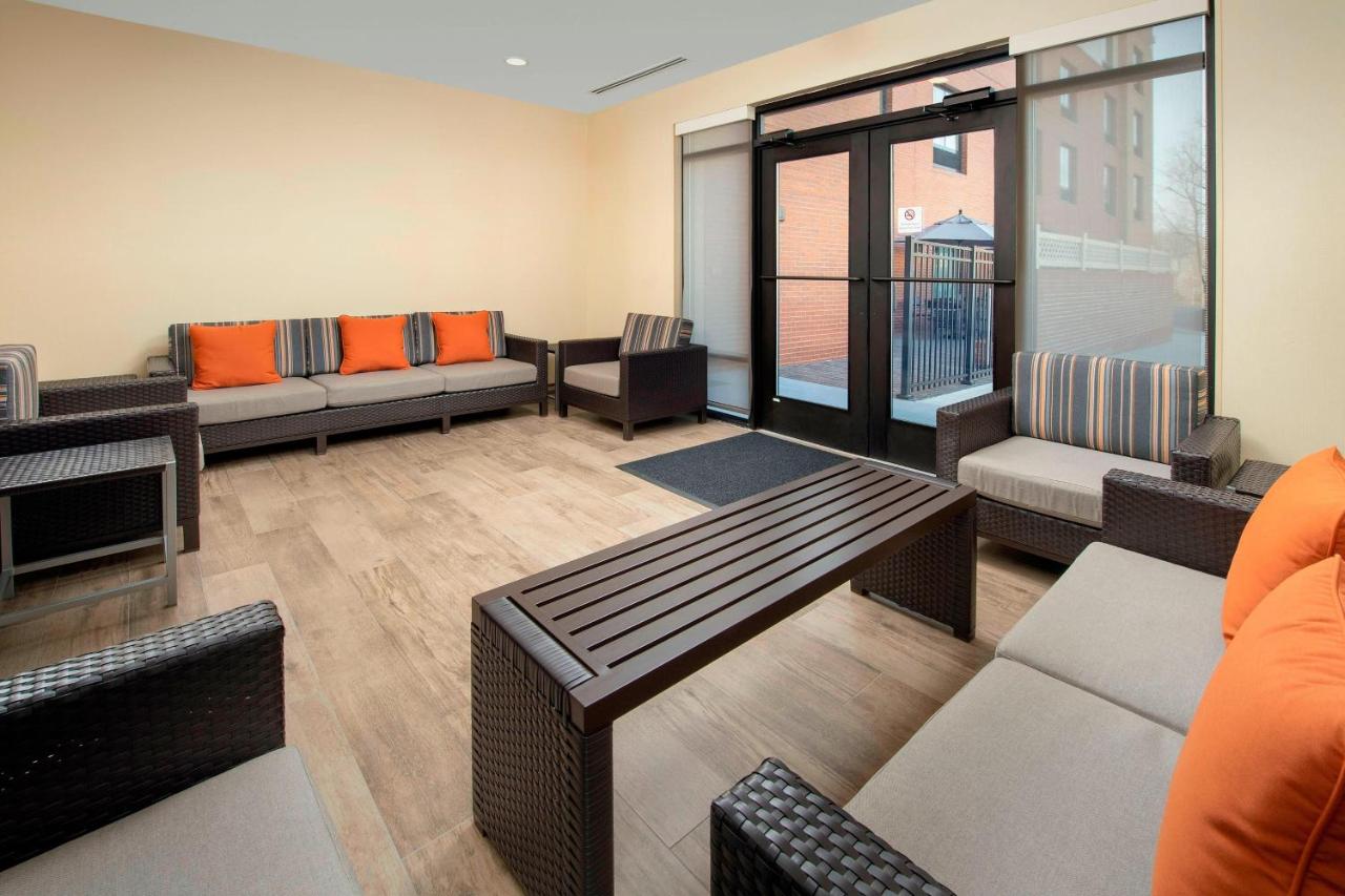 | TownePlace Suites by Marriott College Park