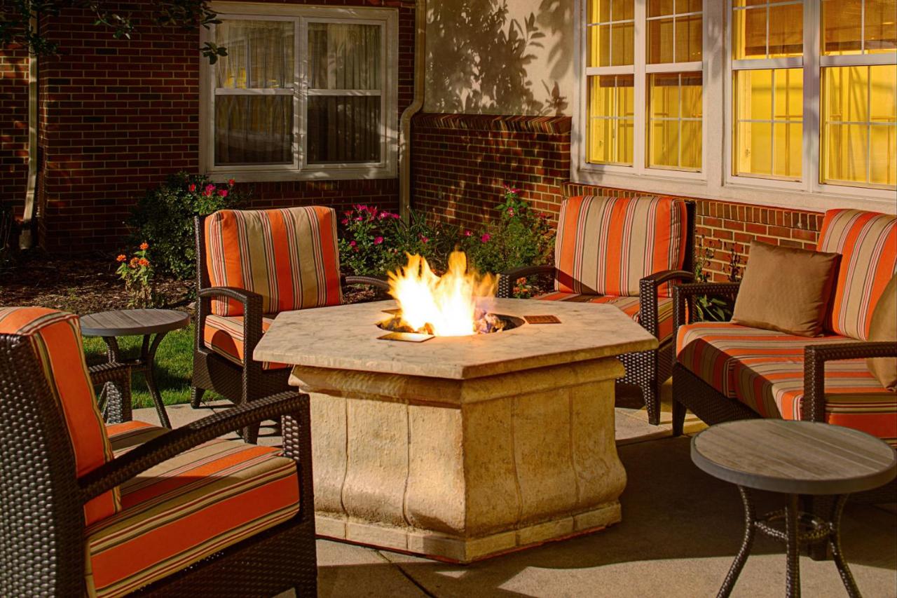 | Residence Inn Richmond Northwest