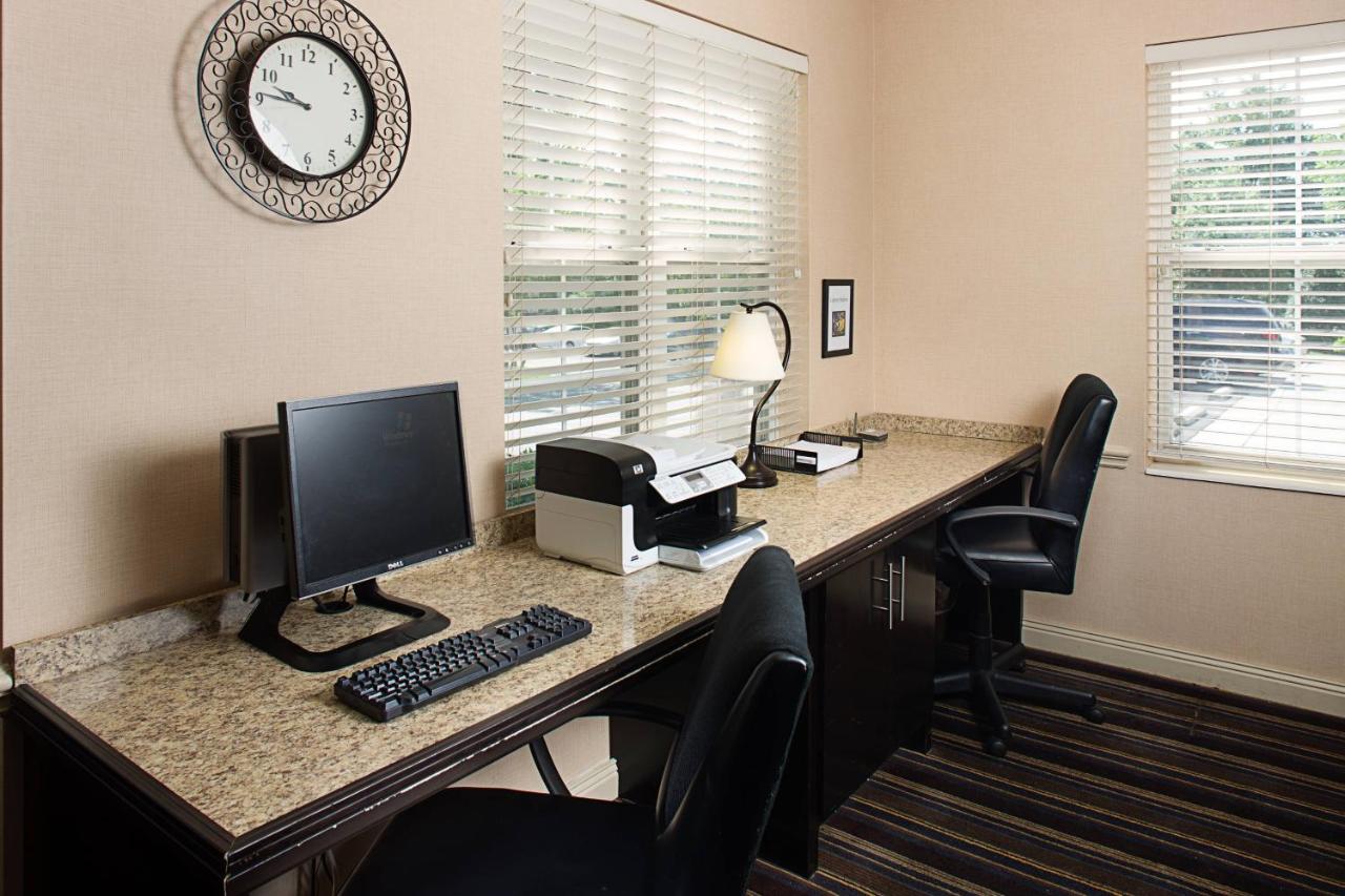 | Residence Inn Richmond Northwest