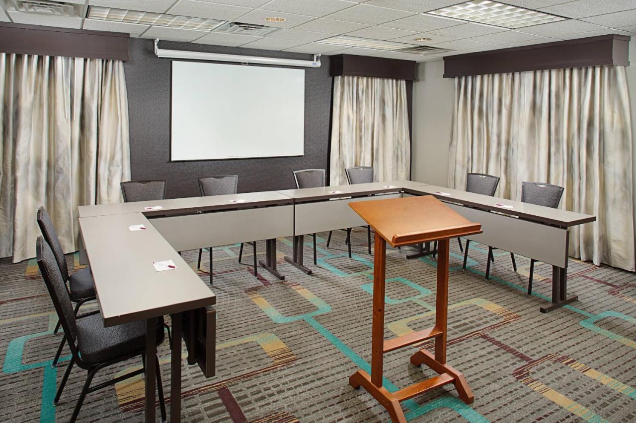 | Residence Inn Richmond Northwest