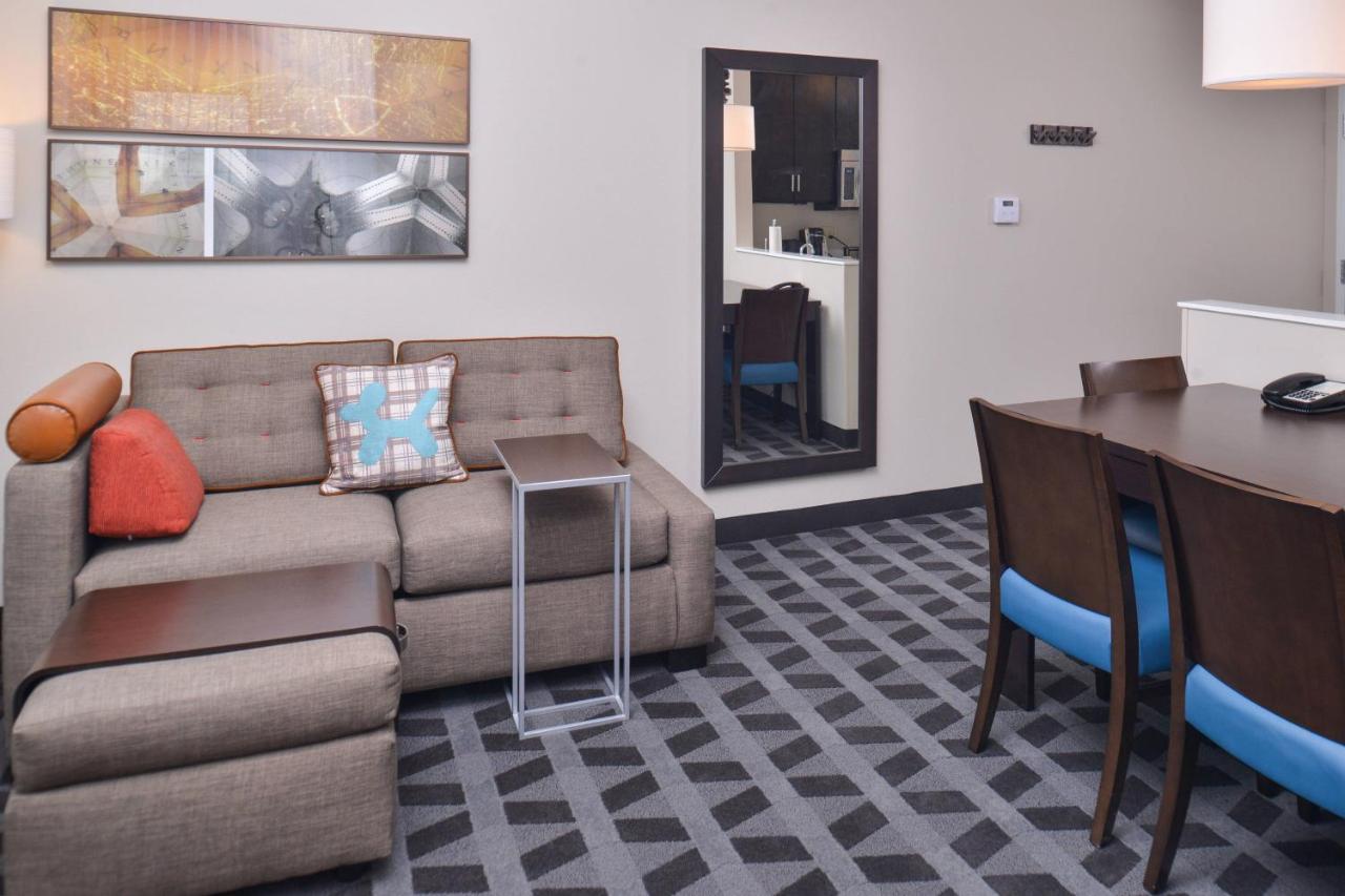 | TownePlace Suites by Marriott Gillette