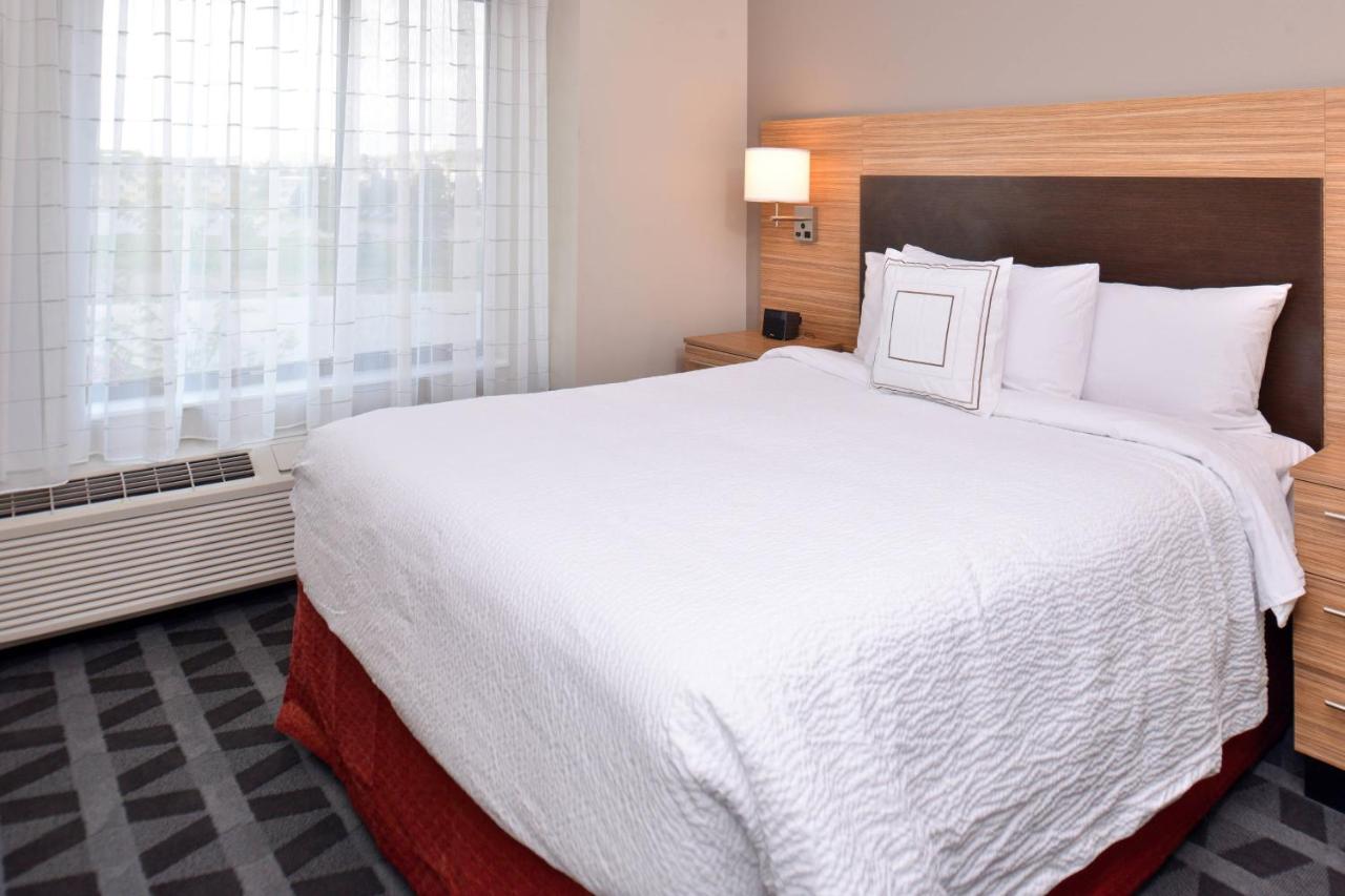 | TownePlace Suites by Marriott Gillette