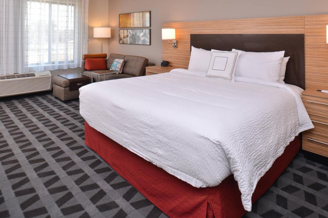 | TownePlace Suites by Marriott Gillette