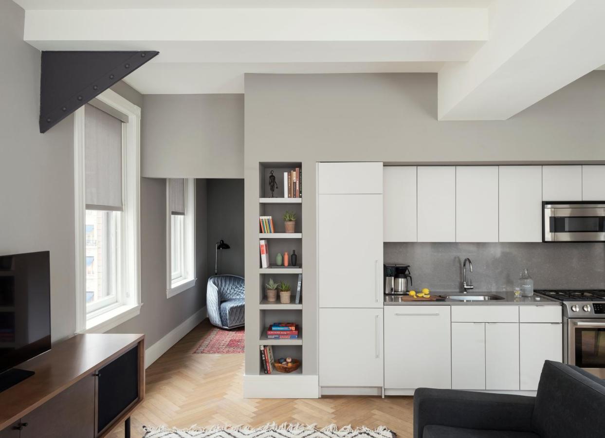 | ROOST Rittenhouse