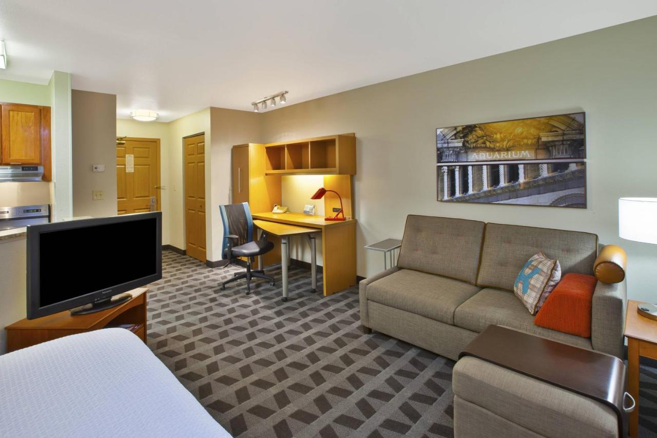  | TownePlace Suites Detroit Sterling Heights