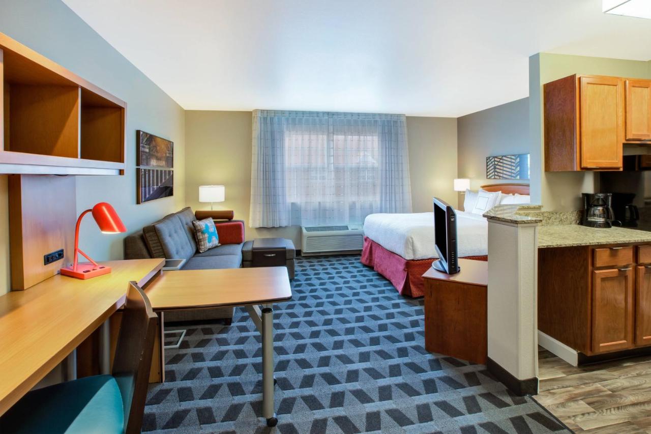  | TownePlace Suites Detroit Sterling Heights
