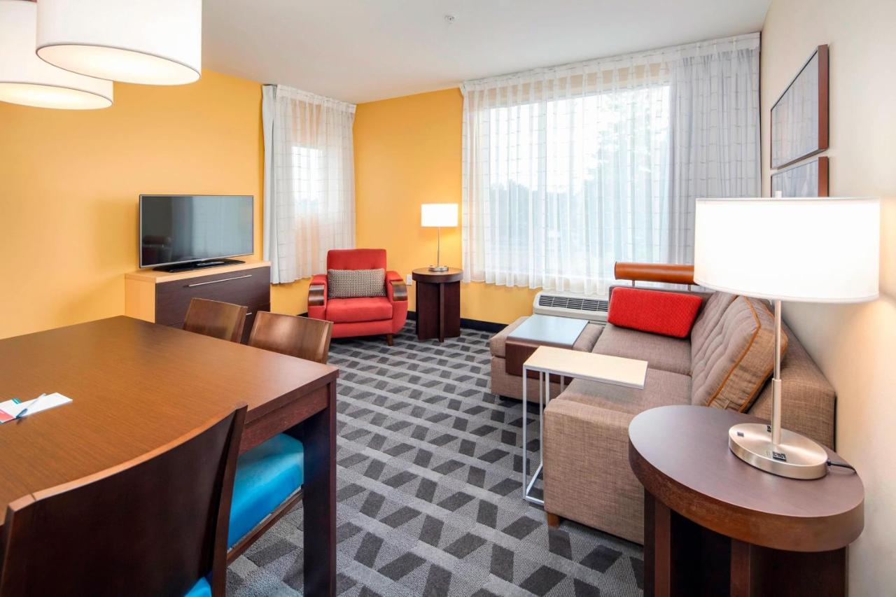 Two-Bedroom Suite at TownePlace Suites by Marriott Bellingham