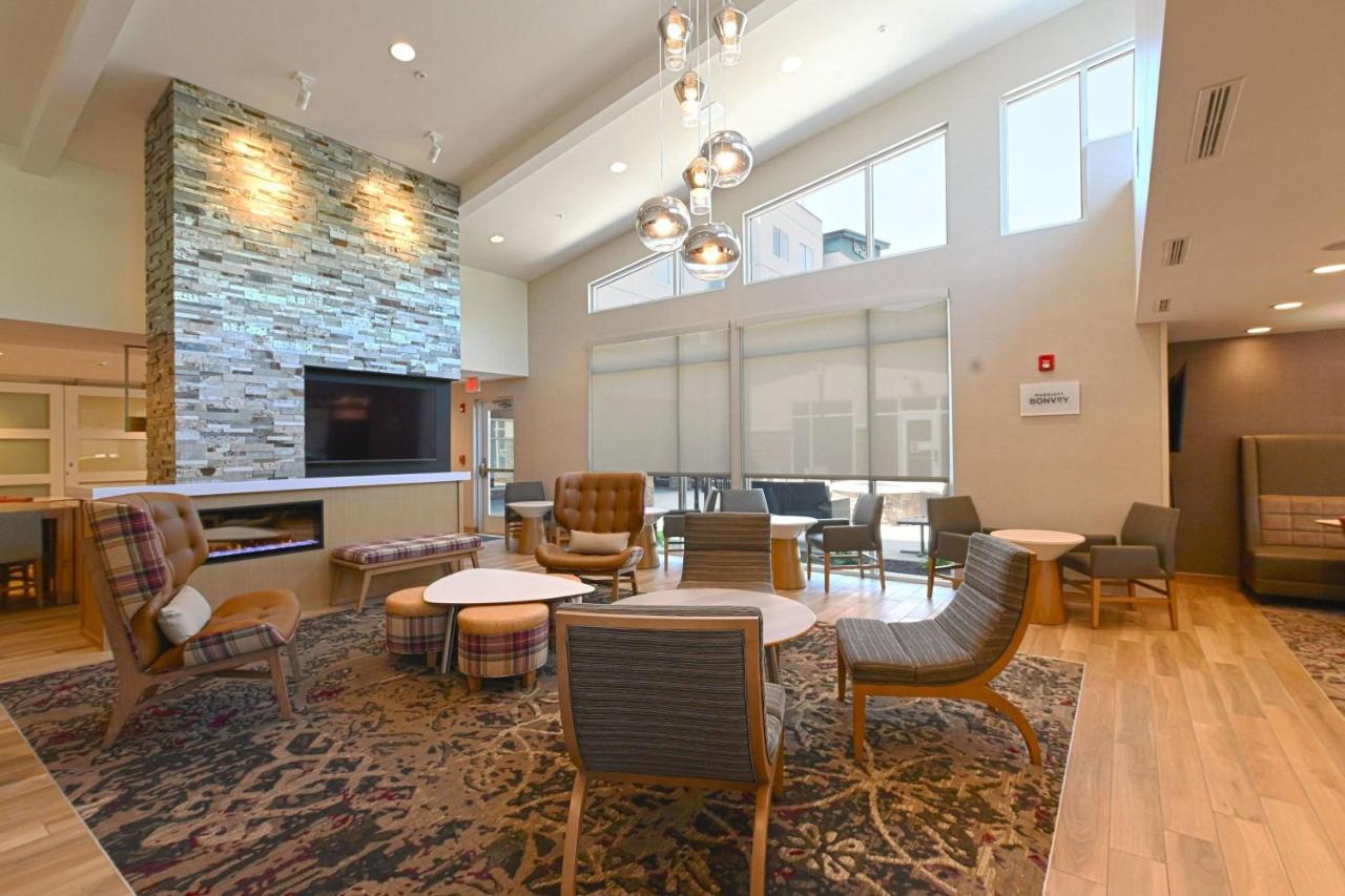 | Residence Inn Richmond