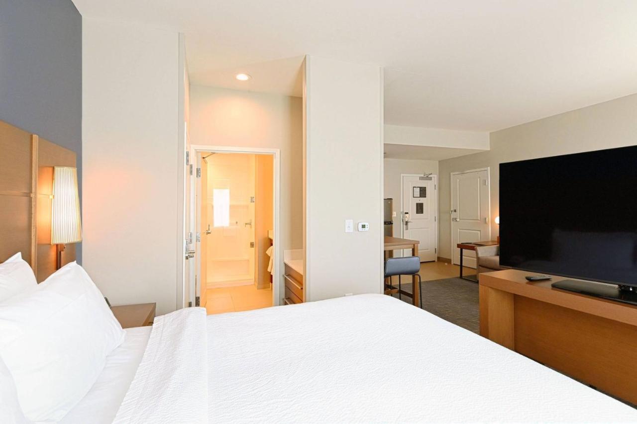 | Residence Inn Richmond