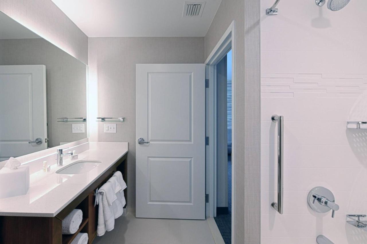 | Residence Inn Richmond