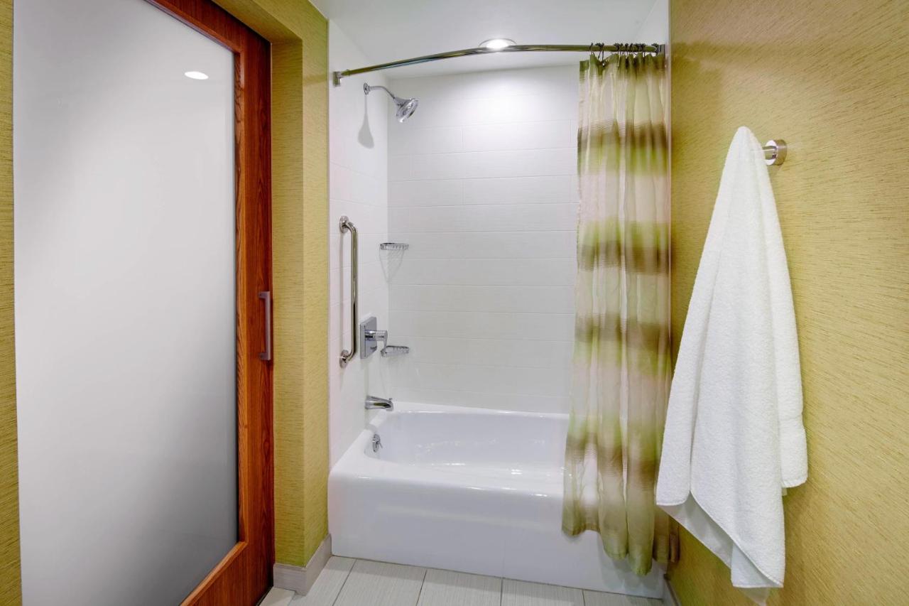 King Studio at SpringHill Suites Pittsburgh Latrobe