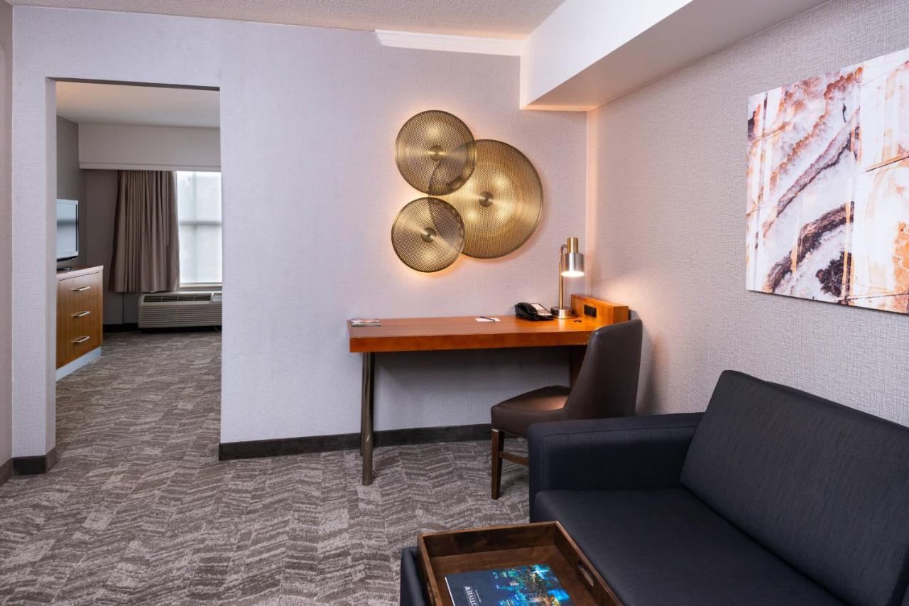 | Springhill Suites by Marriott Pittsburgh North Shore