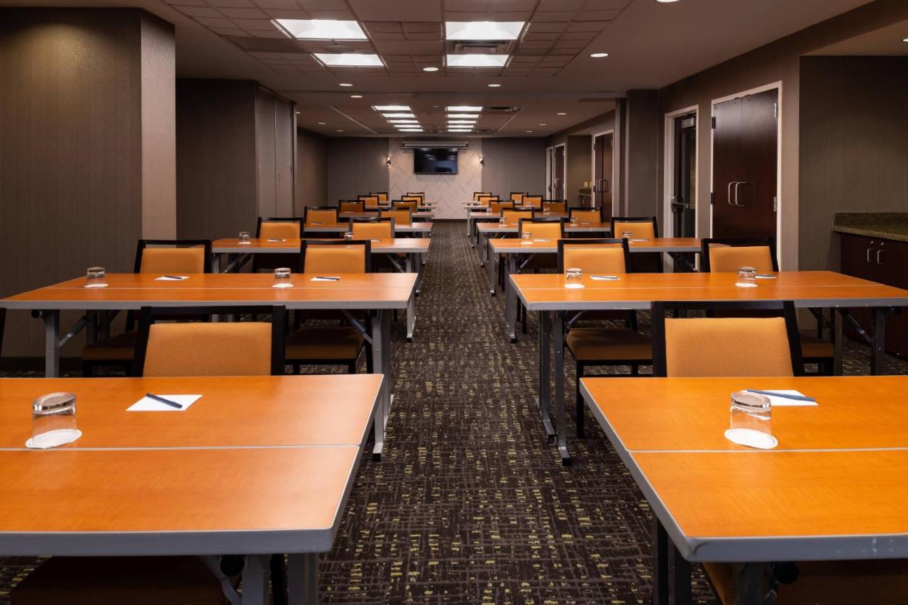 | Springhill Suites by Marriott Pittsburgh North Shore