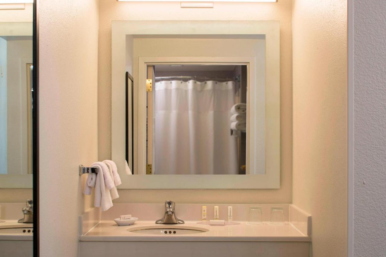  | Springhill Suites By Marriott Chicago Lincolnshire
