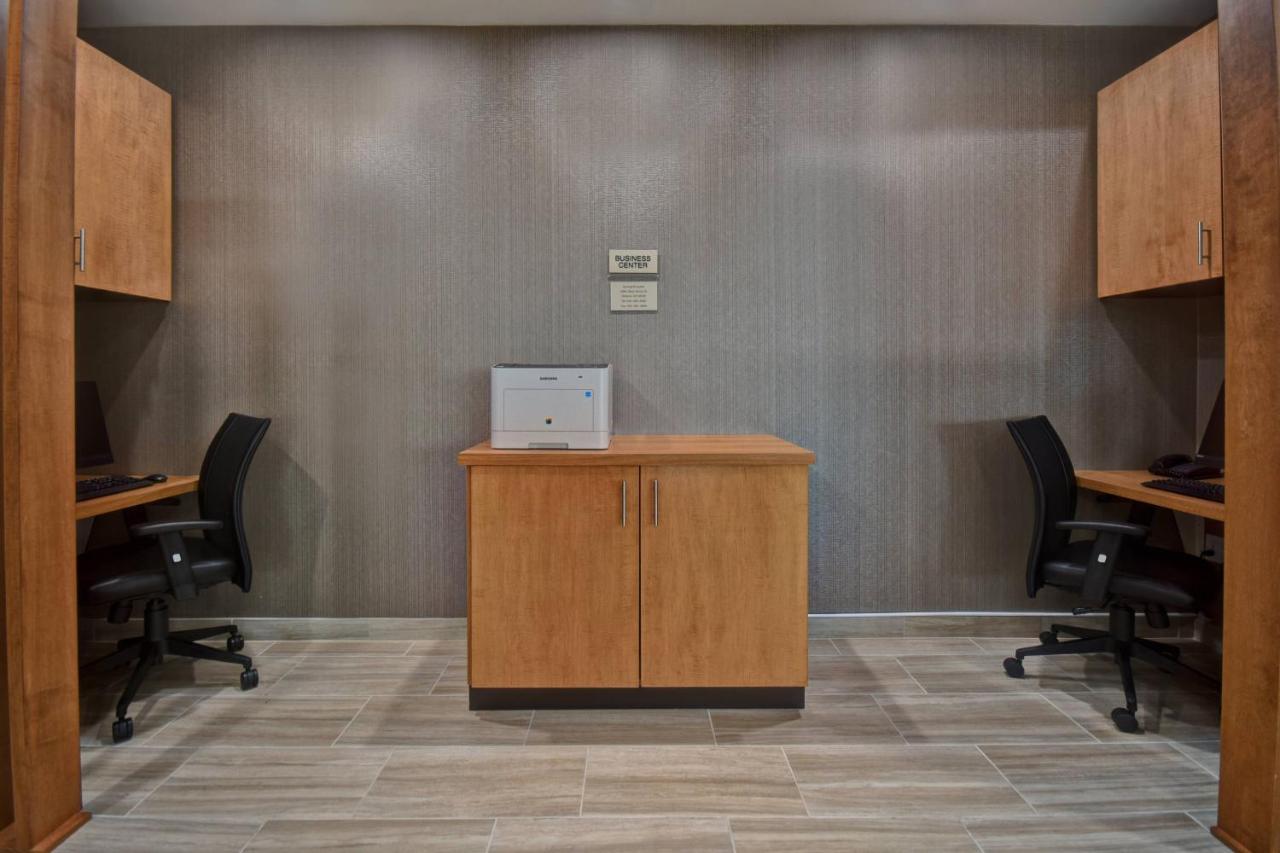 | SpringHill Suites Holland