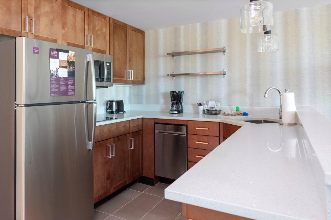 | Residence Inn by Marriott Virginia Beach Town Center