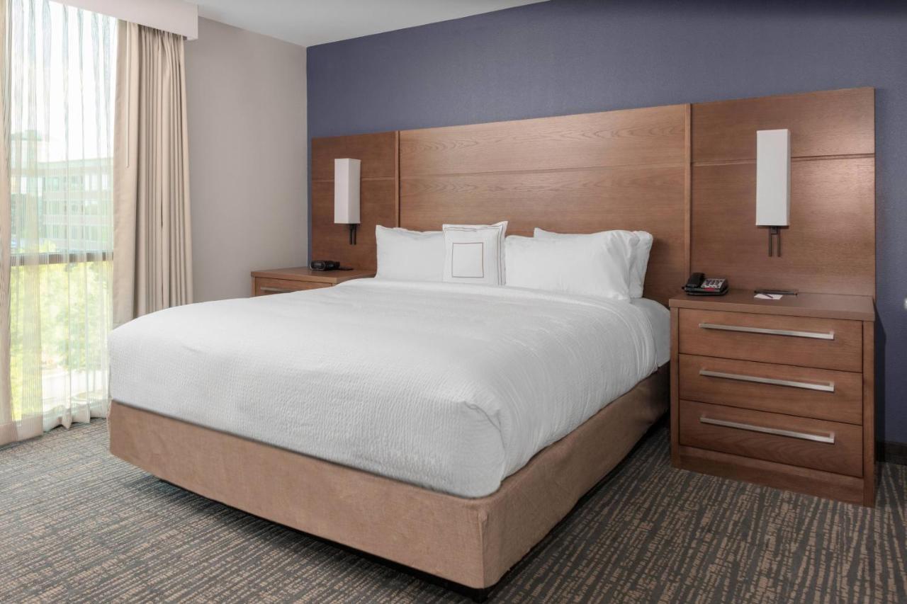 | Residence Inn by Marriott Virginia Beach Town Center