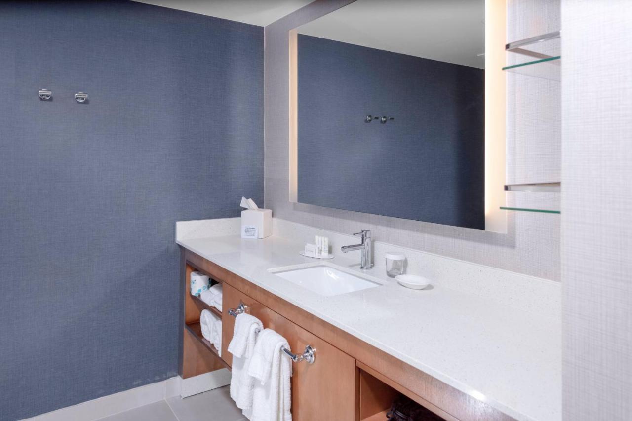 | Residence Inn by Marriott Virginia Beach Town Center
